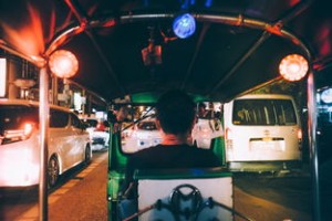 kaiyun体育app-《堡垒之夜》“未来光影”赛季，创意无限，精彩不断！